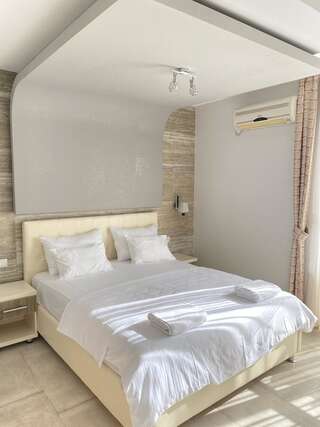 Апарт-отели VICTORIA Apartments & Restaurant Улцинь Двухместный номер с 1 кроватью и балконом, вид на море-1